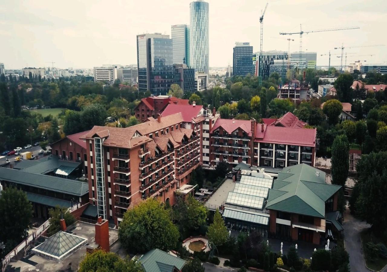 Caro Hotel Bucharest Exterior photo