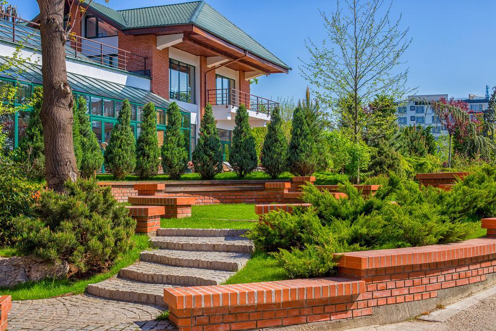 Caro Hotel Bucharest Exterior photo